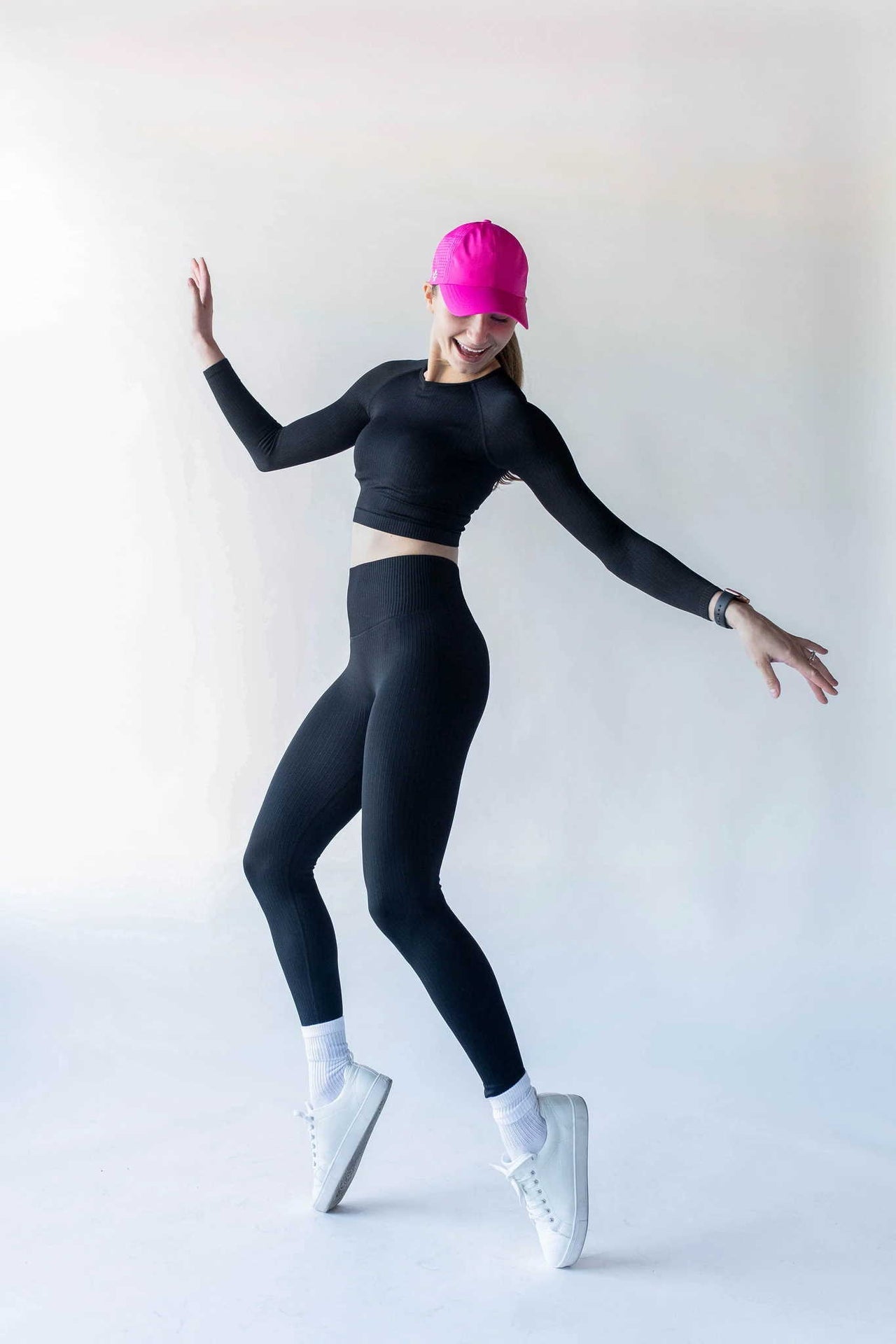 VimHue Sun Goddess cap - Fuchsia