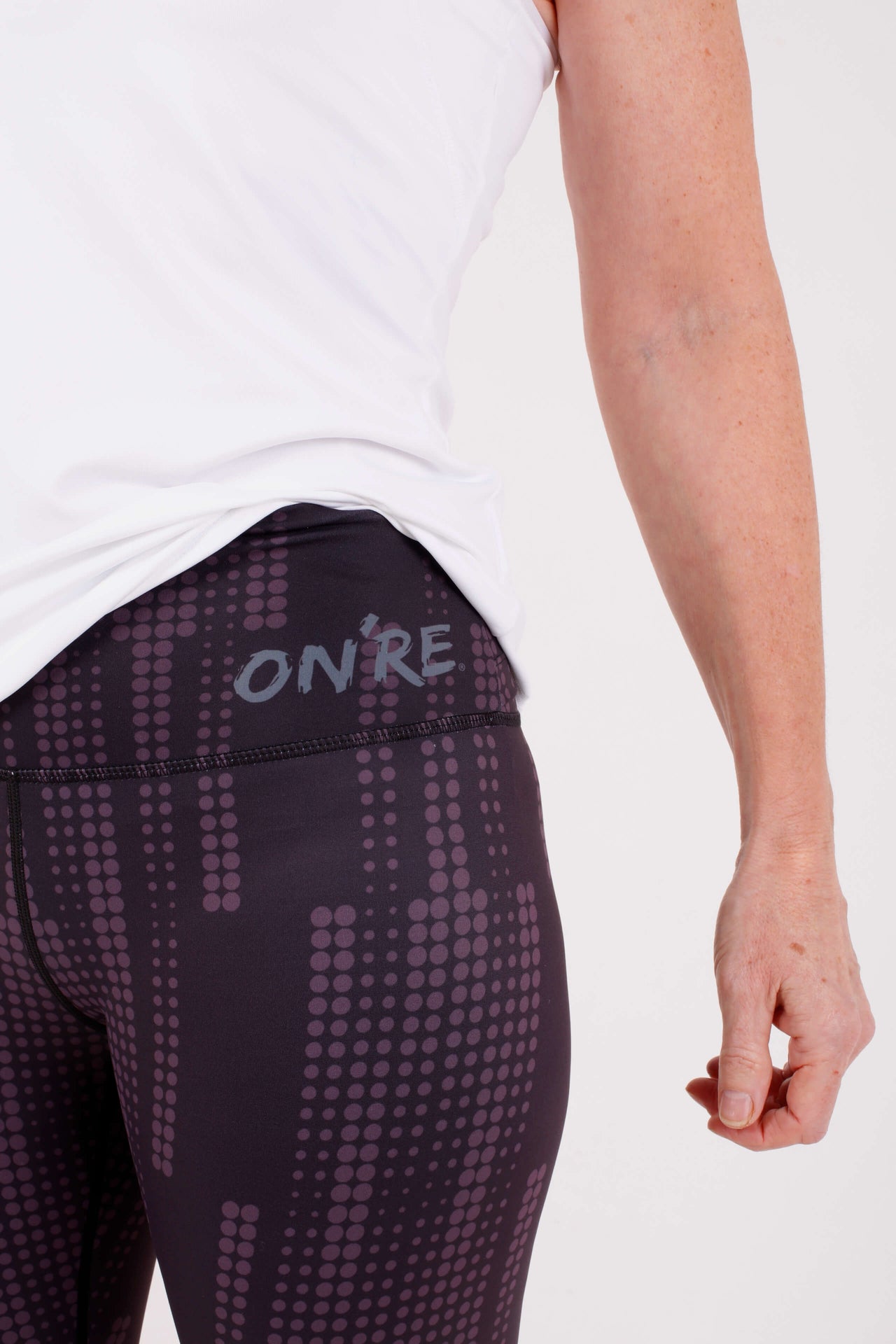 On're CourtViper Series One: Optical Rhythm Legging